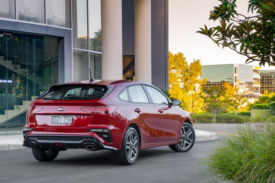 Kia Cerato Hatch 2.0 Sport 2019 года  (AU) (фото 2 из 7)